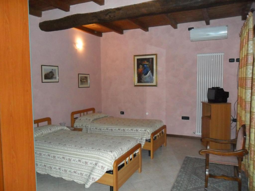 Hotel San Francesco Budrio  Pokoj fotografie
